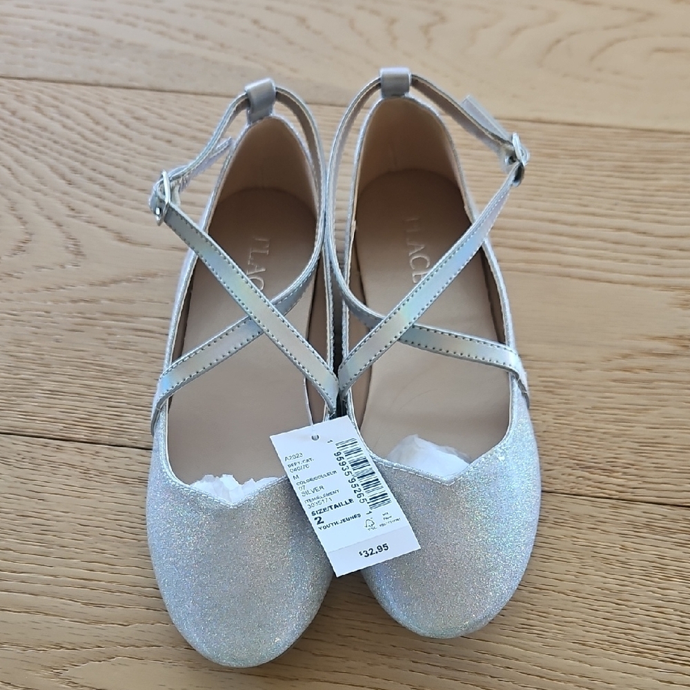 The Children's Place Girls Silver Dress Shoes New With Tags